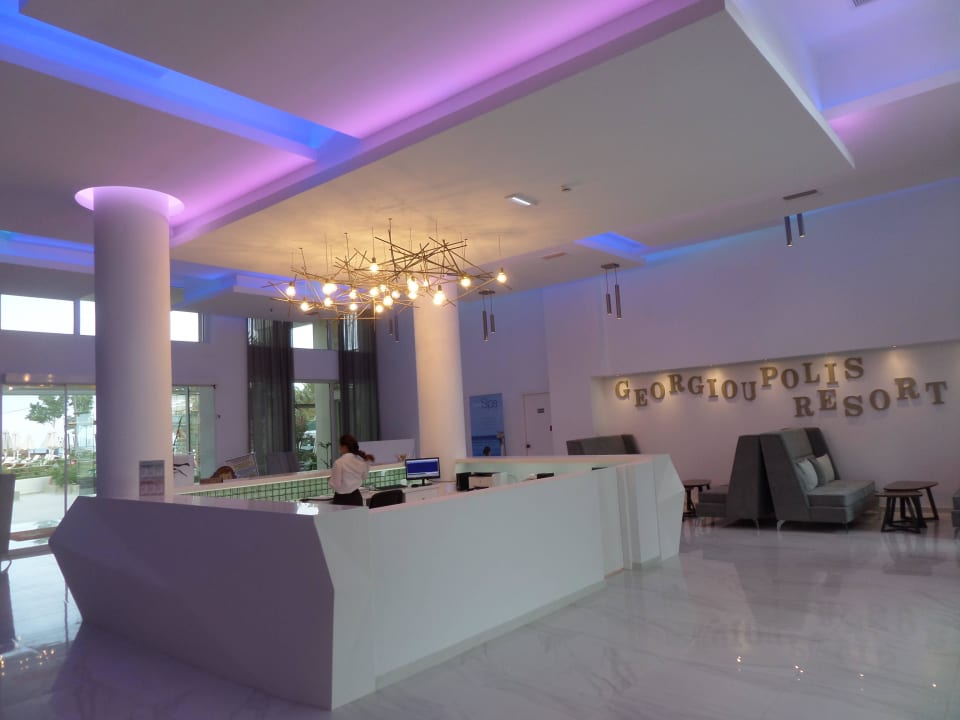Hier kommt man an,Rezeption HARPIN Georgioupolis Resort Aquapark & SPA