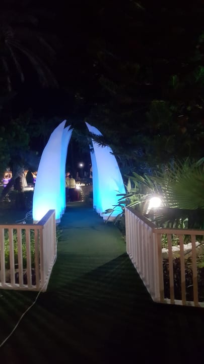 Eingang zur Gala-Night Hotel Delphin Diva