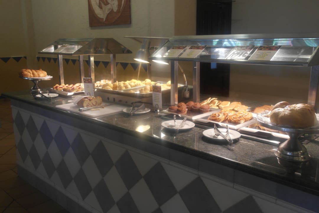 Frühstück   Croissants usw Punta Cana Princess All Suites Resort & Spa