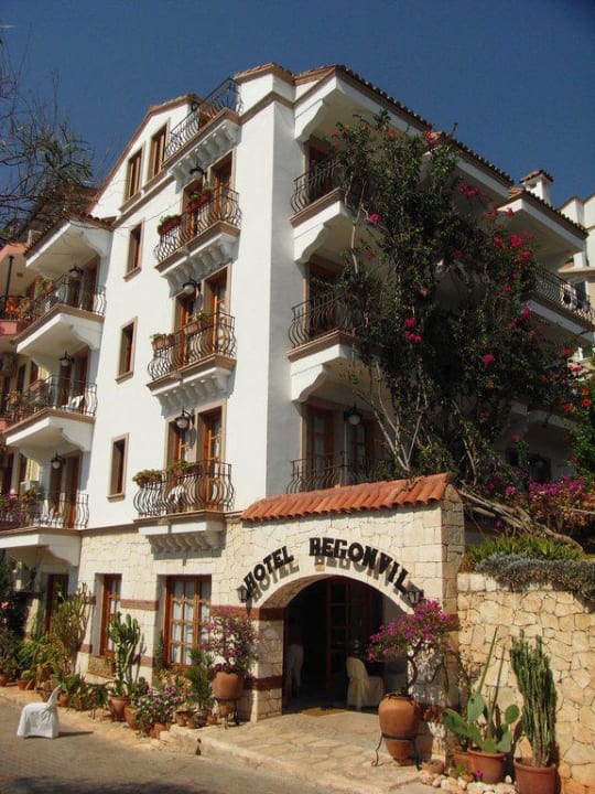 Außenansicht Hotel Begonvil