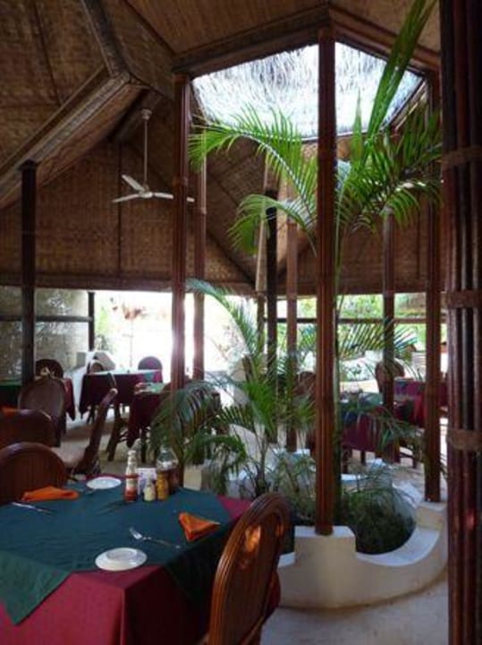 Restaurant Thulhagiri Island Resort