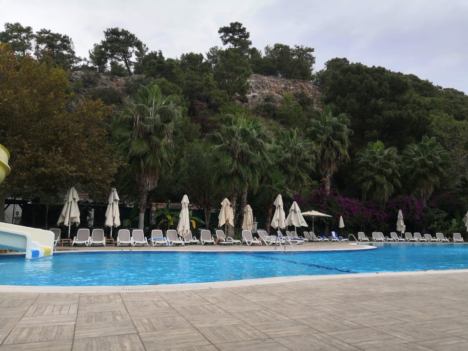 Pool Hotel Grand Mir' Amor