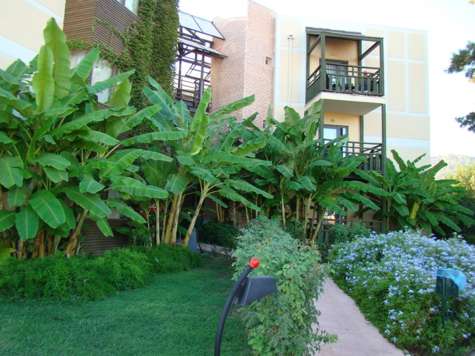 Сад Limak Limra Hotel & Resort