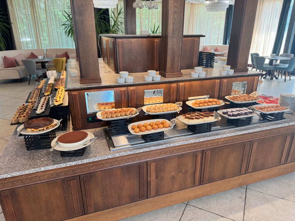 Gastro Hotel Palace, Sunny Day Resort