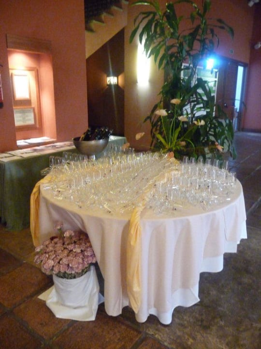 Vorbereitung zur Sherryverköstigung Fuerte Conil-Resort