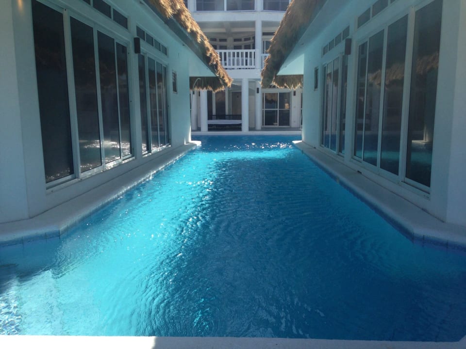 Between the villas Hotel The Blue Lagoon Villas