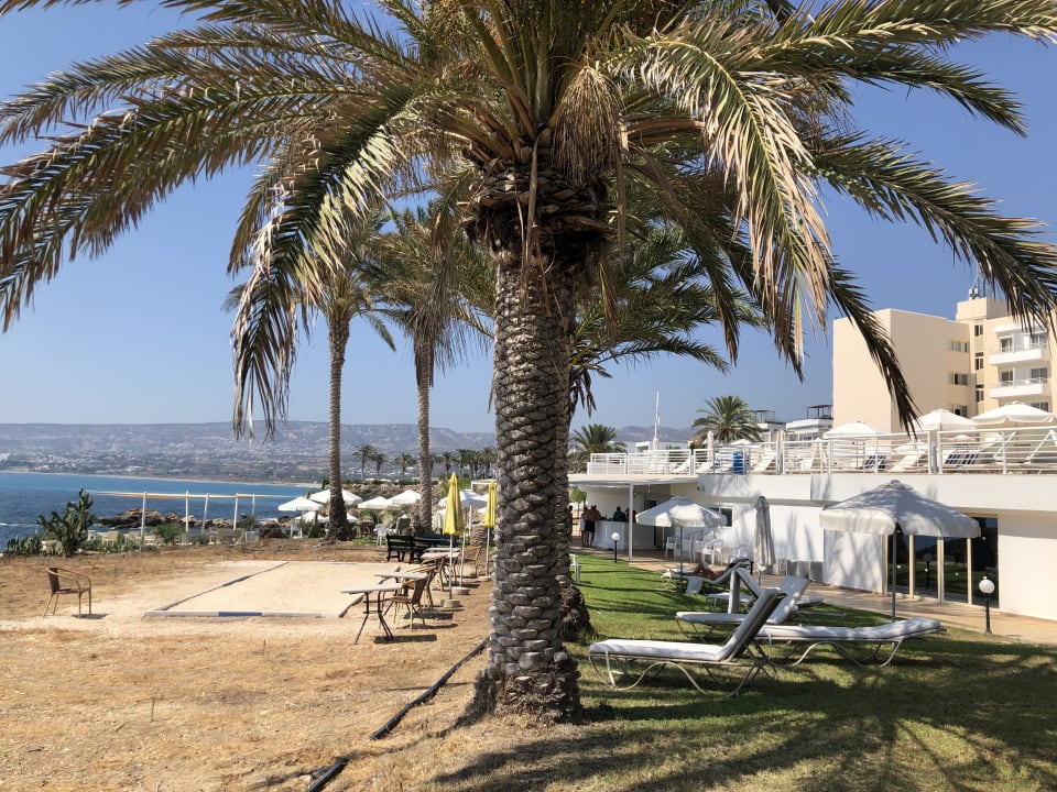 Gartenanlage Queen's Bay Hotel