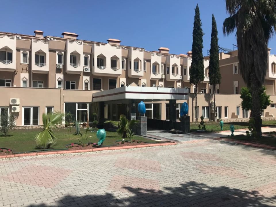 Außenansicht Alexius Beach Hotel