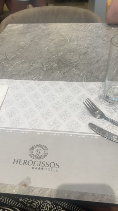 Gastro Heronissos Hotel