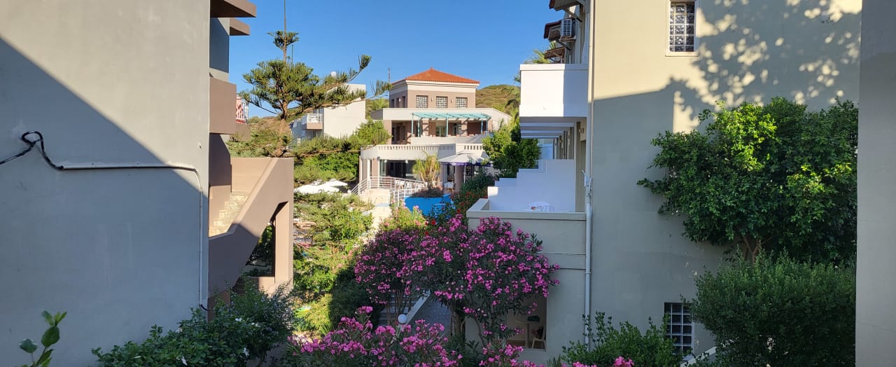 Gartenanlage Pelagia Bay Hotel