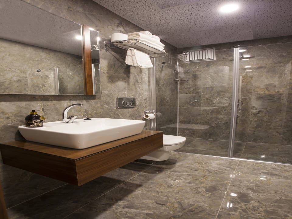 Zimmer Maxuite Hotel in Home