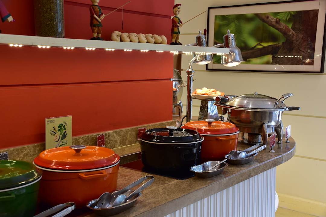 Gastro Hilton Garden Inn Hanoi