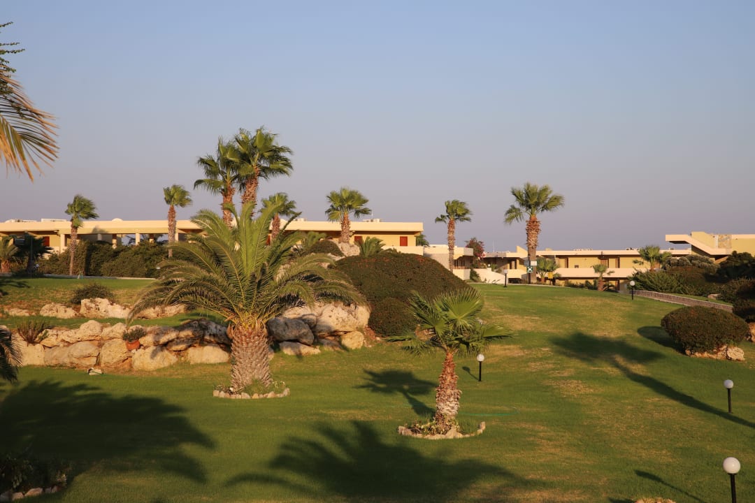 Gartenanlage Hotel Kalithea Horizon Royal