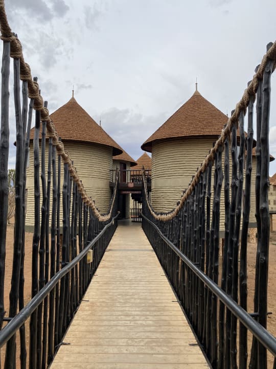 Außenansicht Taita Hills Safari Resort & Spa