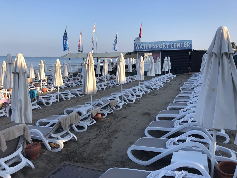 Strand Side Star Beach