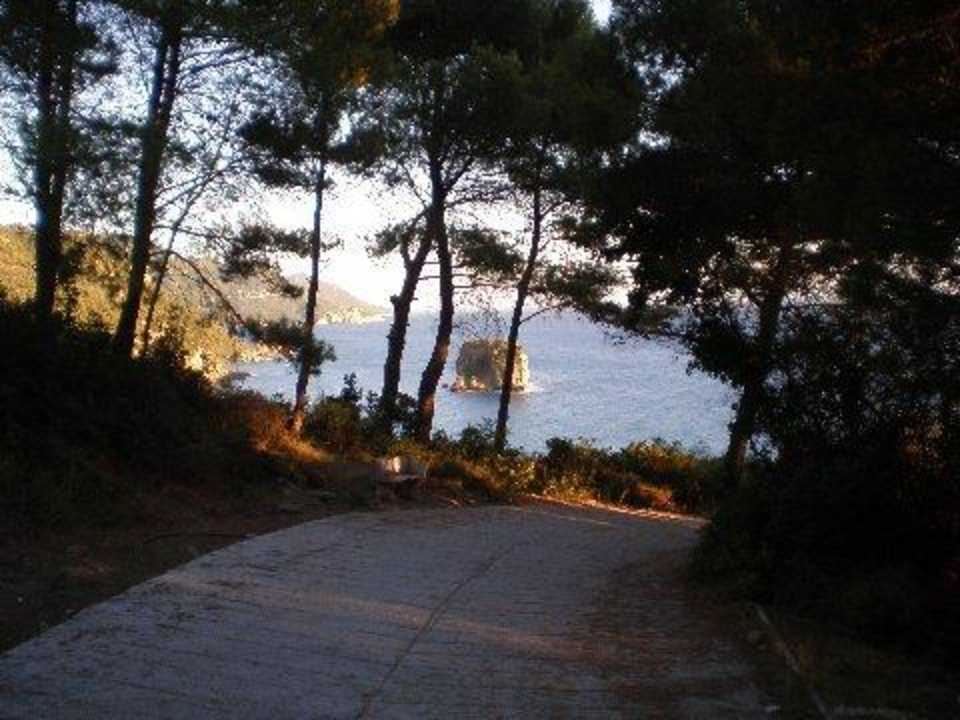 Weg zum Strand Hotel Ambiente Palace