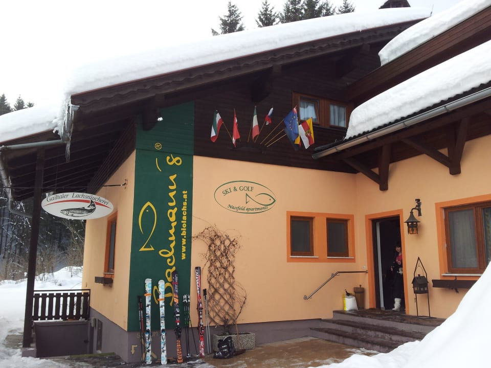 Eingang Apartments Ski & Golf Nassfeld