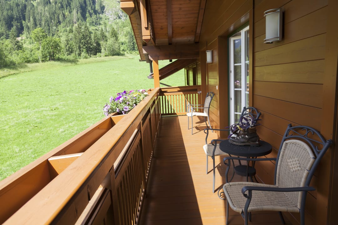 Balkon mit Blick auf die Berge Appartementhaus Elmo