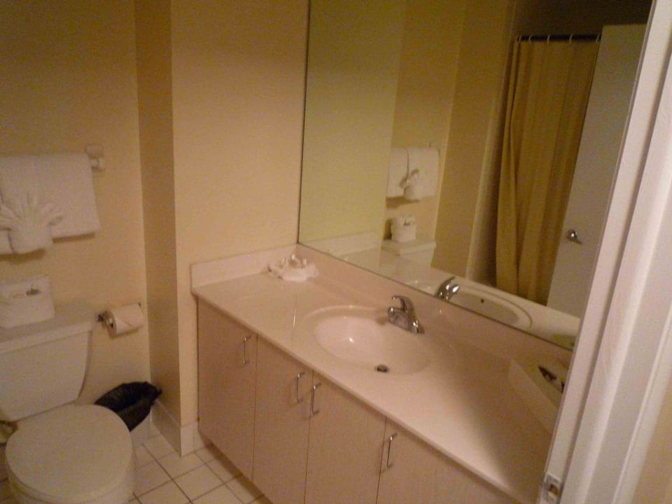 Badezimmer hinten Fortune House Hotel Suites