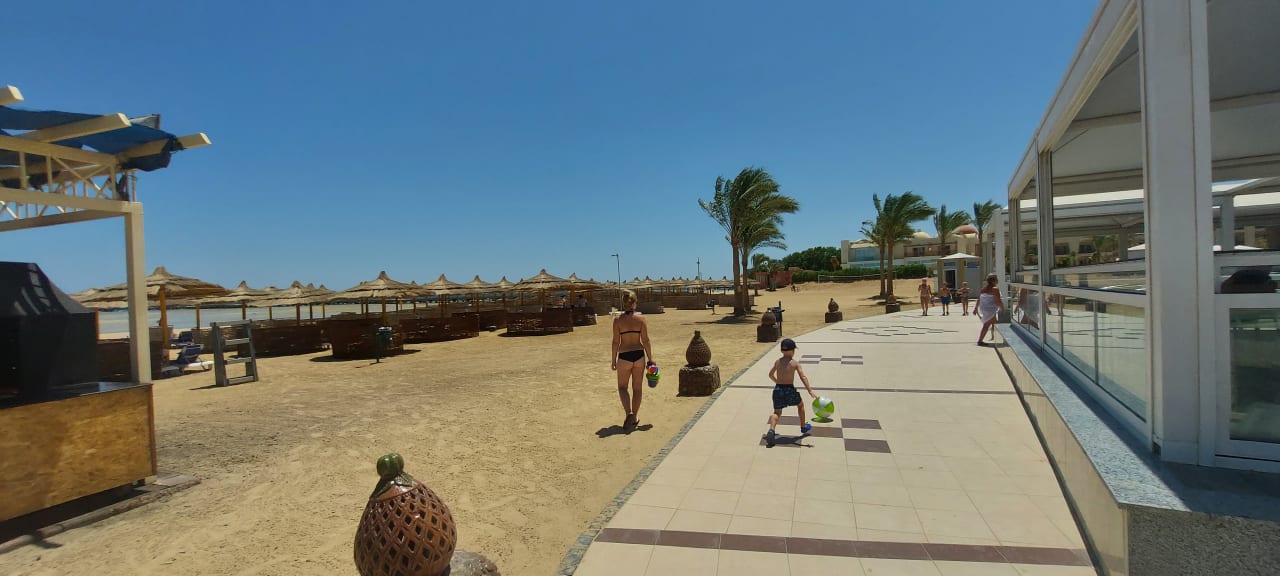 Strand Titanic Beach Spa & Aqua Park