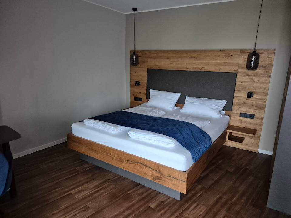 Zimmer VINOTEL Schreieck