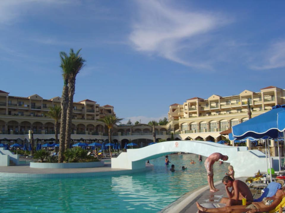 Pool und Hotel Lindos Princess Beach Resort & Spa