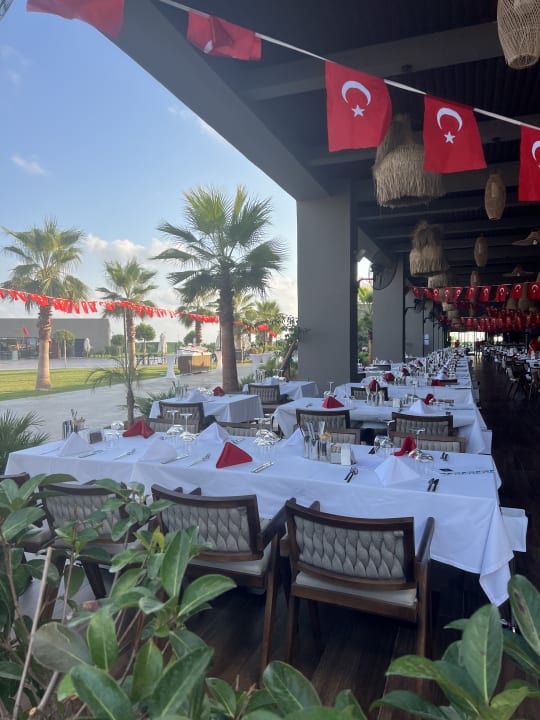 Gastro Jacaranda Luxury Resort