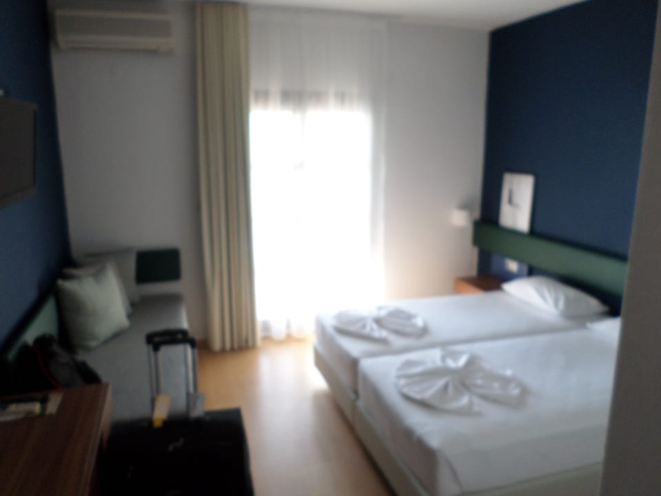 Zimmer Akrathos Beach Hotel