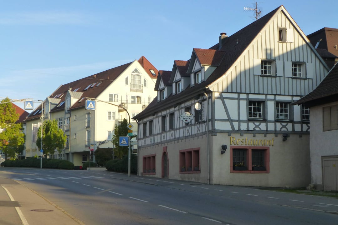 Beide Häuser: Stammhaus und Seeblick Hotel Traube am See