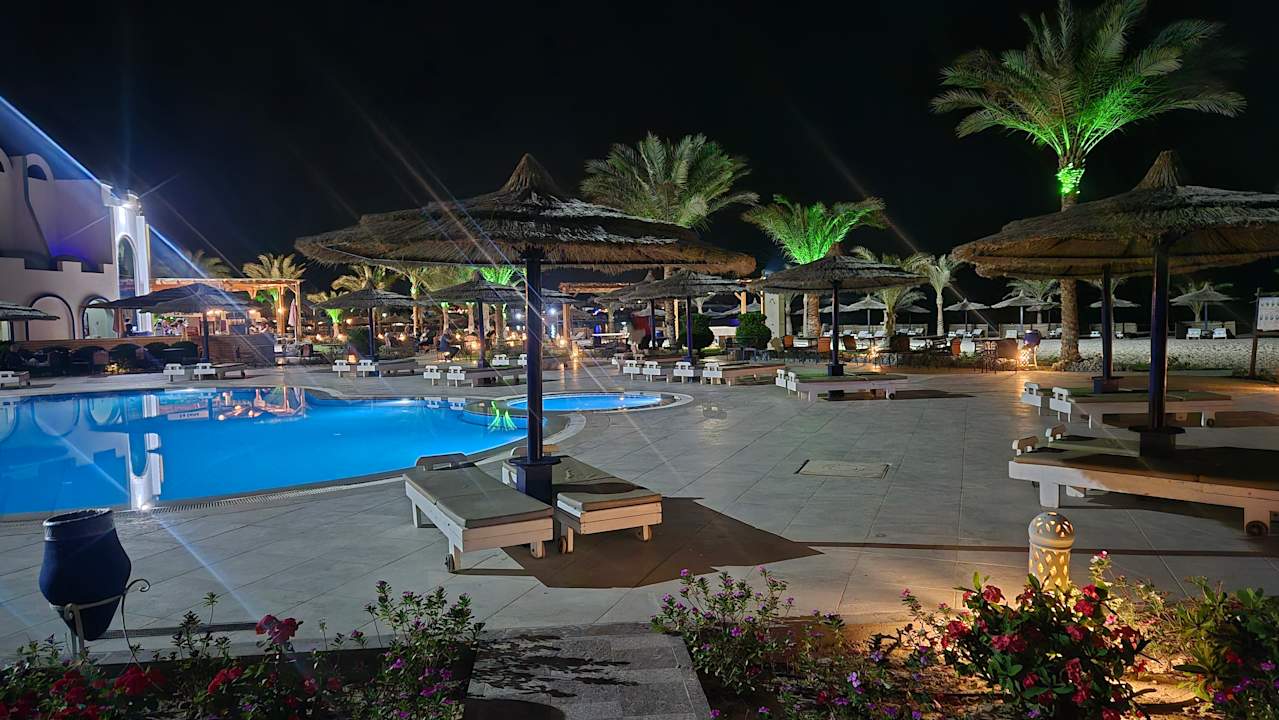 Pool Coral Sun Beach