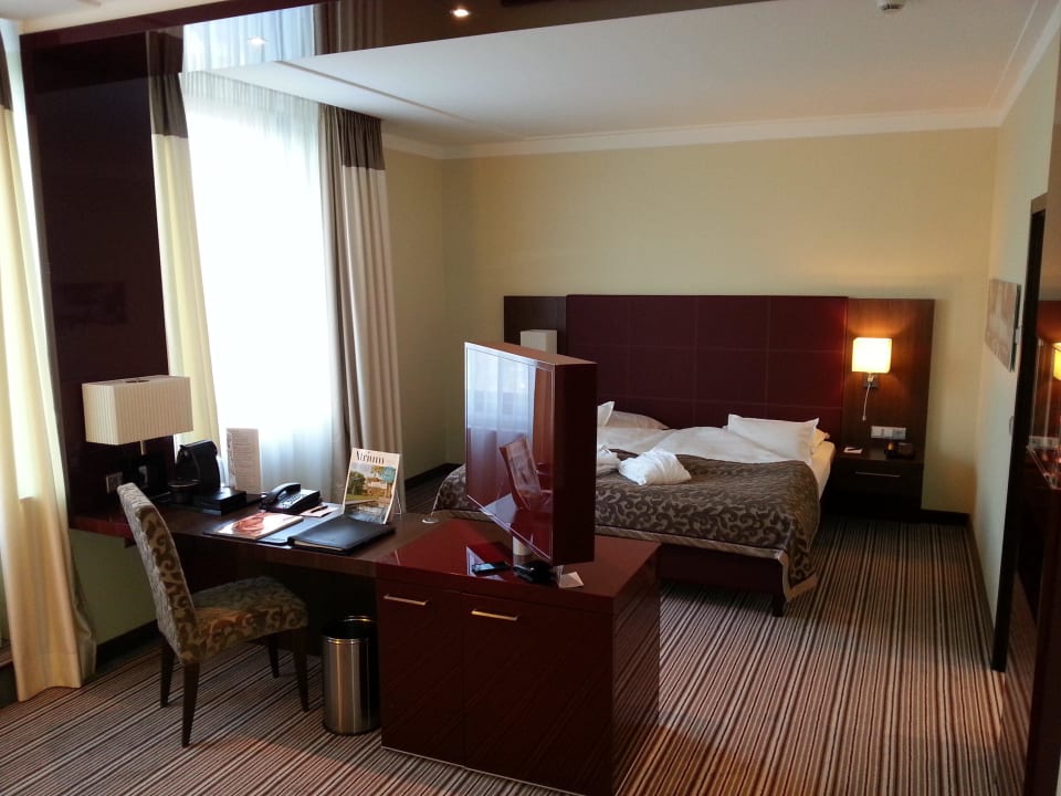 Junior Suite Steigenberger Hotel Graf Zeppelin