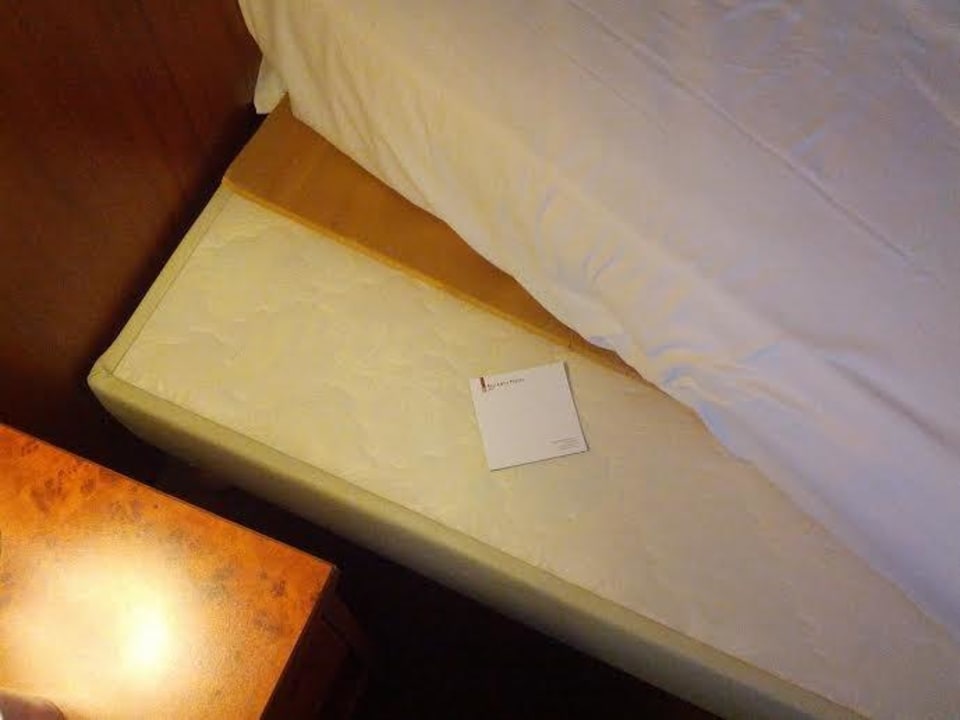 Le lit et sa planche Van der Valk-Congrès Liège