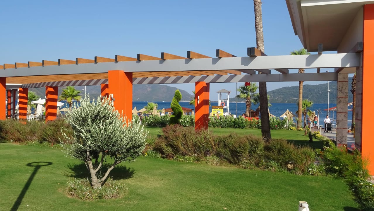 Jardin de l´hotel Green Nature Diamond