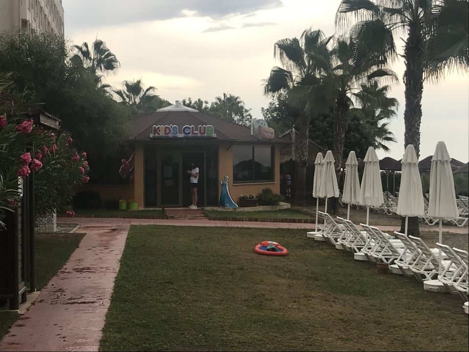 Gartenanlage Club Dizalya
