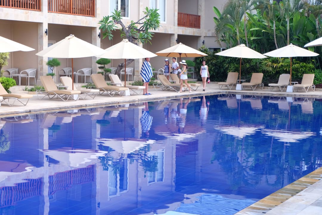 Hauptpool The Lovina