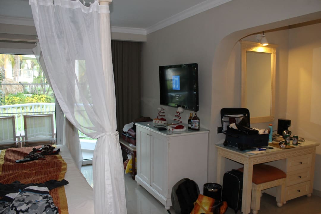 Hotel Grand Palladium Palace Resort, Spa & Casino Hotel Grand Palladium Palace Resort, Spa & Casino