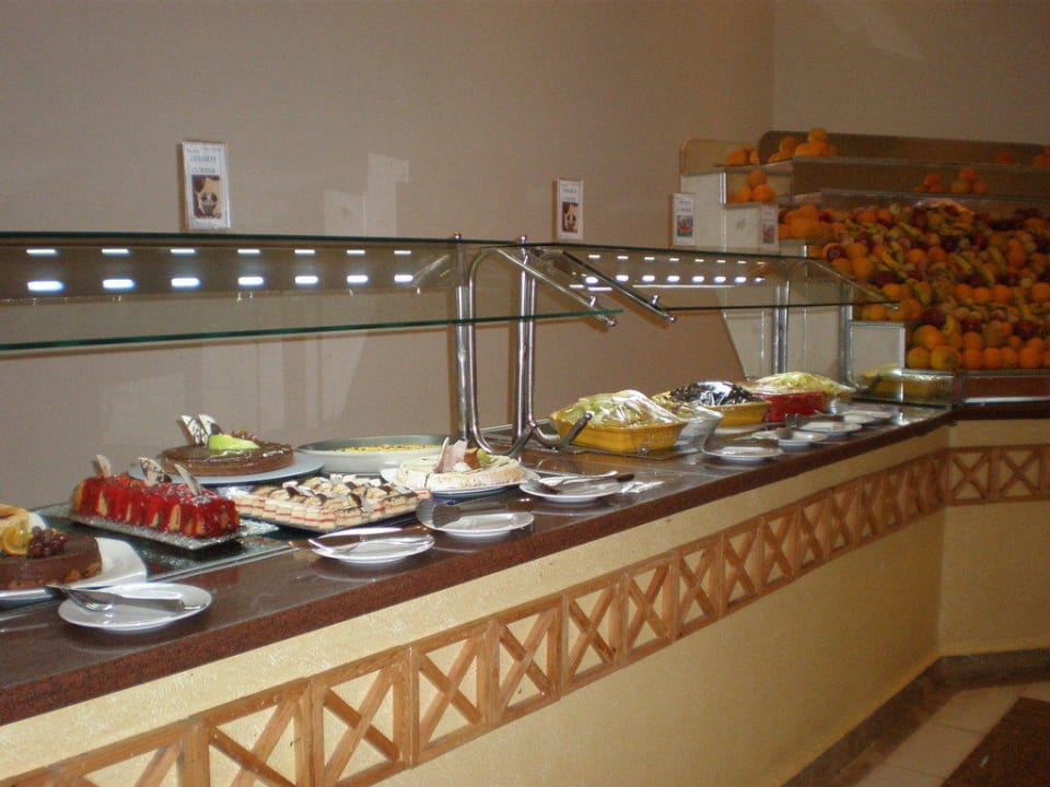 Ein Teil des Nachspeisenbuffet Prima Life Makadi Resort