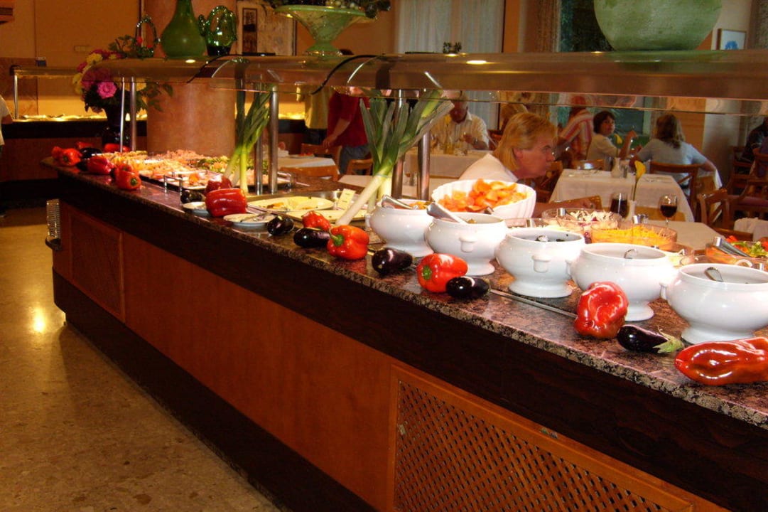 Abendessen allsun App.-Hotel Orient Beach