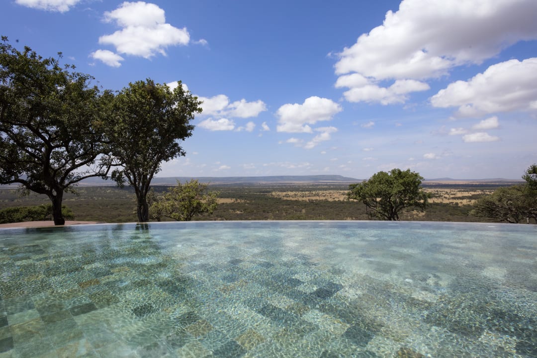 Pool Melia Serengeti Lodge