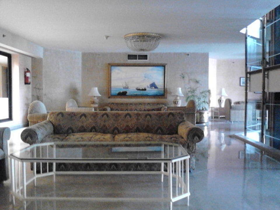 Холл отеля SUNRISE Holidays Resort (Adults Only)