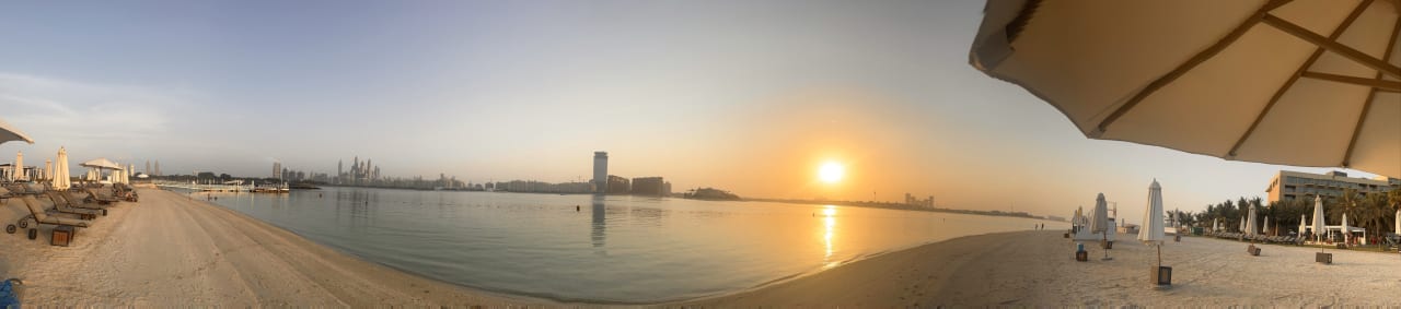 Strand Rixos The Palm Hotel & Suites