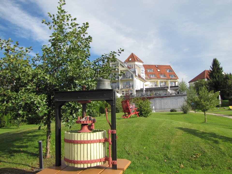 Außenansicht Hotel Traube am See