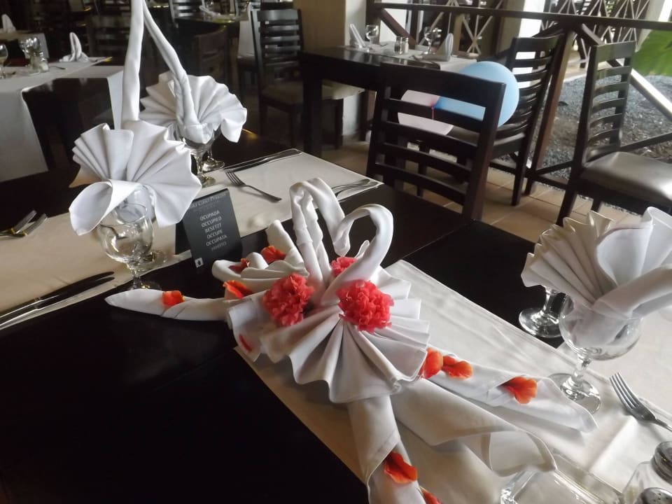 Gedeckter Tisch zum Abendessen Punta Cana Princess All Suites Resort & Spa