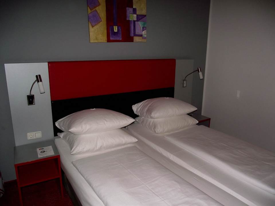 Bett greet Berlin Alexanderplatz