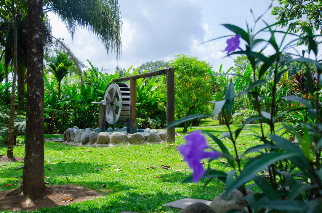 Gartenanlage Volcano Lodge, Hotel & Thermal Experience