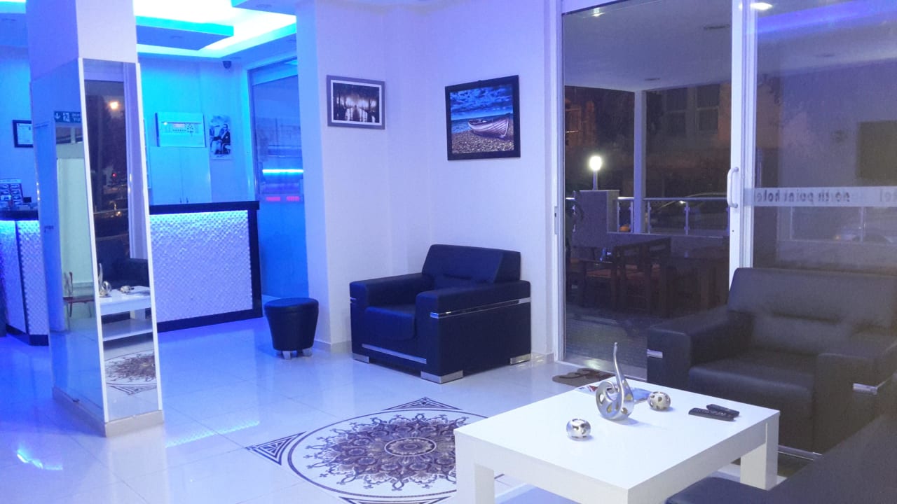 TV-Lounge North Point Hotel