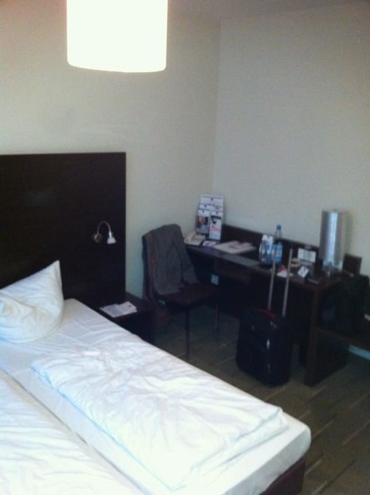 Doppelzimmer, schreibtisch Best Western Hotel am Spittelmarkt