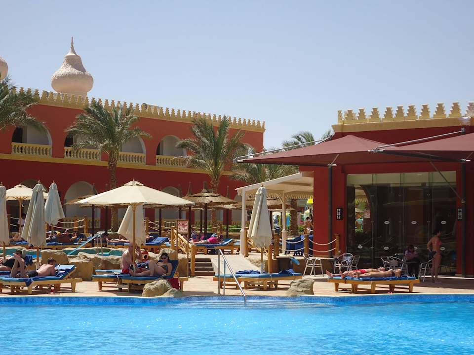 Бассейн Pickalbatros Alf Leila Wa Leila Resort - Neverland Hurghada