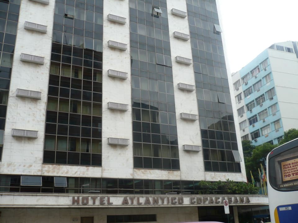 Das Hotel von aussen Hotel Atlantico Copacabana