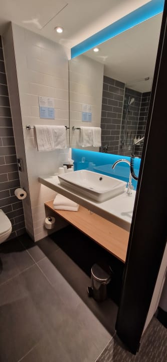 Zimmer Holiday Inn Express - Düsseldorf Airport